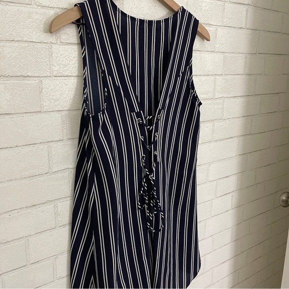 GREEN ENVELOPE Navy White Vertical Stripe Sleeveless Tunic Top - Picture 7 of 11